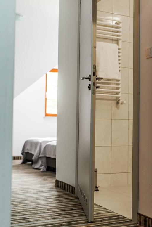Hotel Przy Dworze Lesna Podlaska Екстер'єр фото